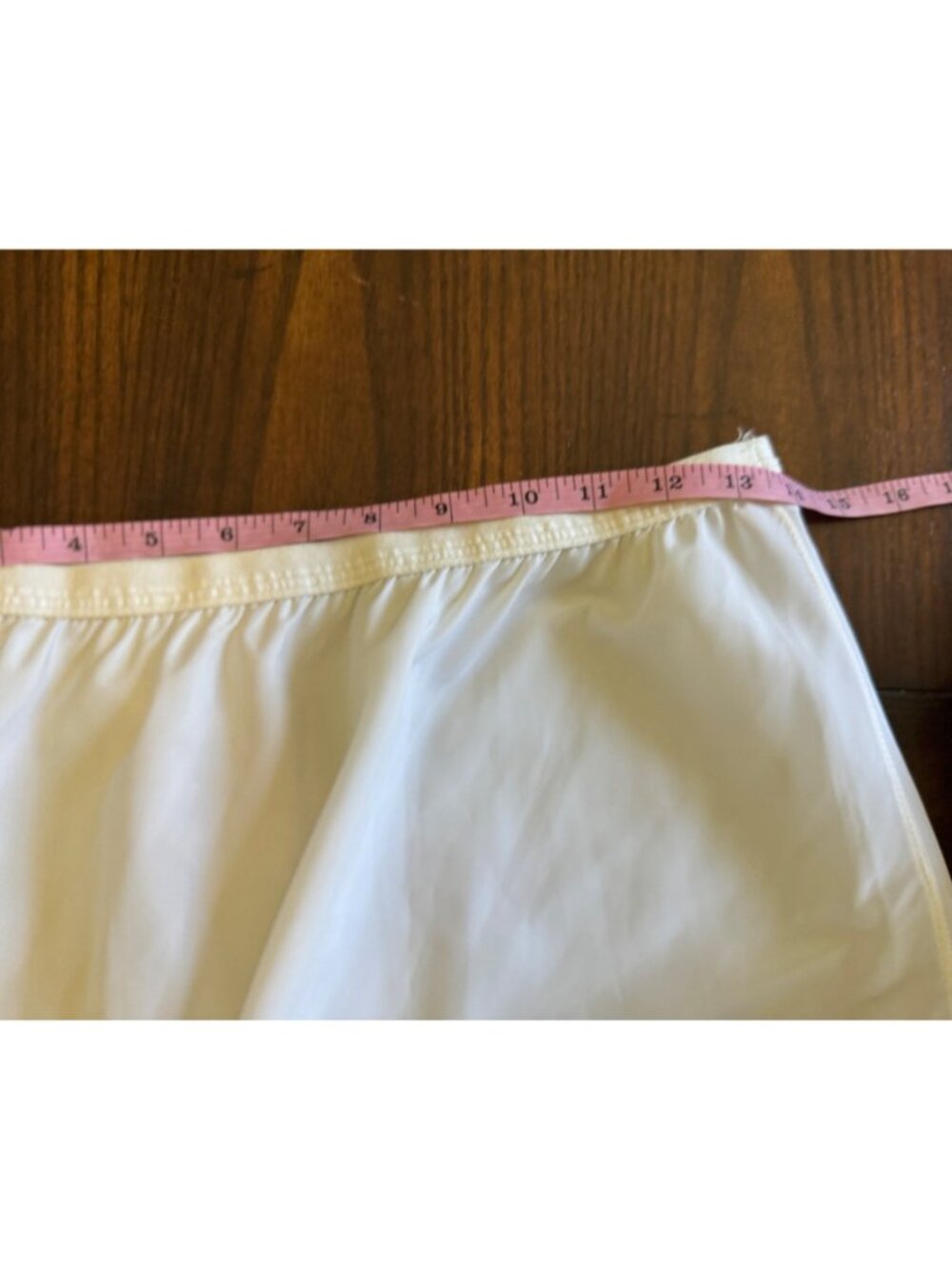 Vintage Skirt Slip Ivory Eyelet Embroidery Hem Side Slit Knee Length Size M/L - Picture 4 of 7
